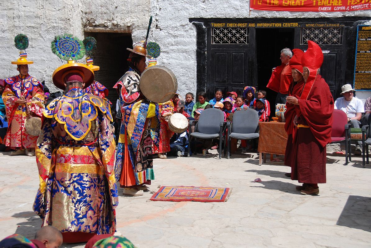 Mustang Lo Manthang Tiji Festival Day 2 03-2 Dorje Jono Prays To Senior Monks